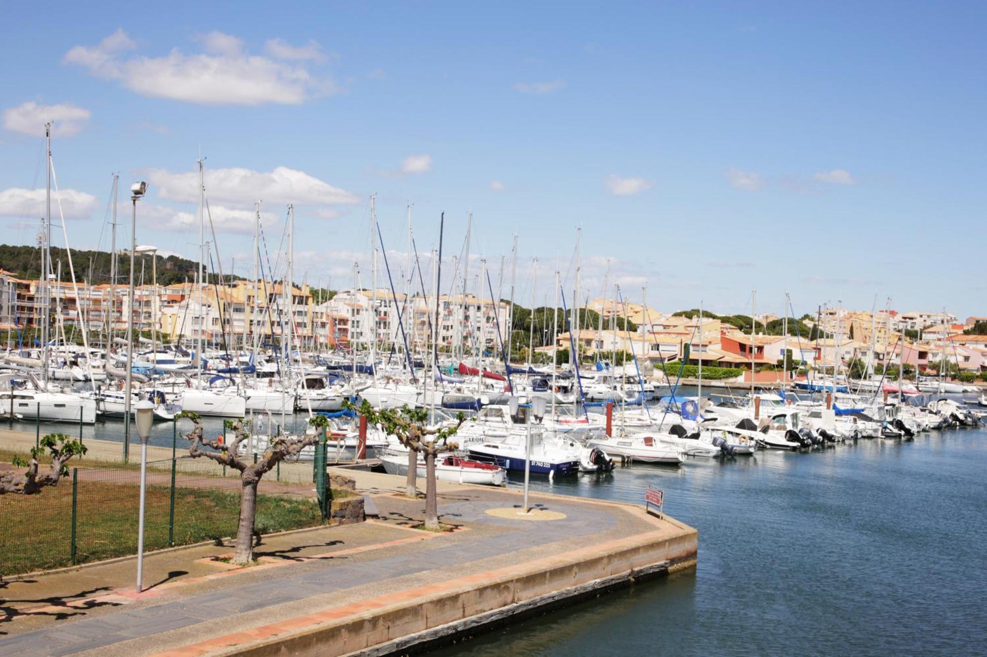 Ferienwohnung Centre Port,Vue Panoramique,Clim,Balcon,Wifi Agde Exterior foto
